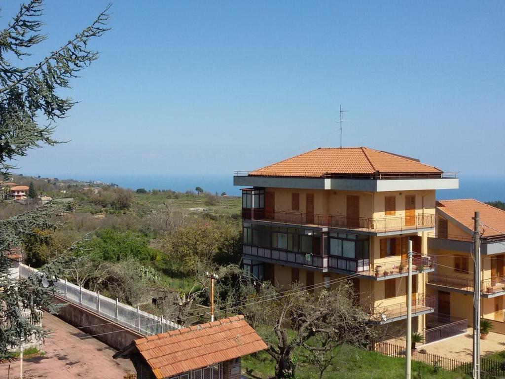 Etna En Vie Bed & Breakfast Zafferana Etnea Exterior photo